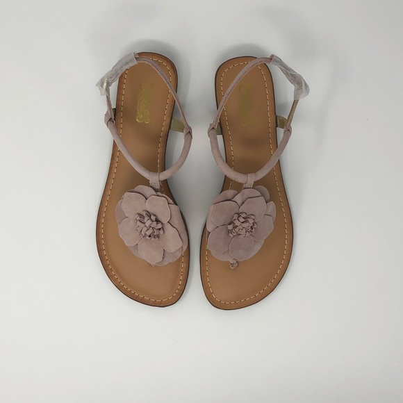 Carlos Santana Teagan Flower Sandals - Picture 3 of 5